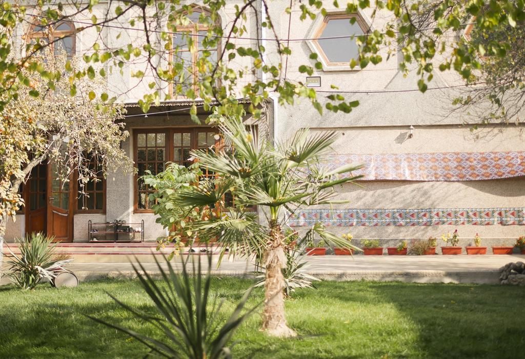 Guest House Ikathouse Marghilon Εξωτερικό φωτογραφία